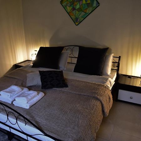 Flh - A&M Central Studio Apartment Sibiu Ngoại thất bức ảnh