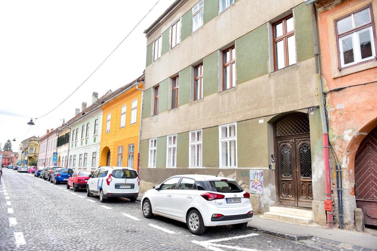 Flh - A&M Central Studio Apartment Sibiu Ngoại thất bức ảnh